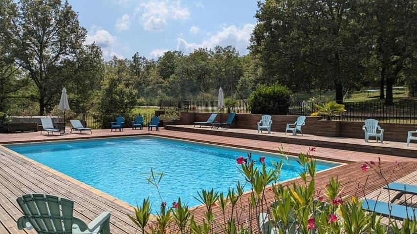 Casa de vacaciones para 24 personas, con piscina además de vistas y jardín, Se admiten mascotas - 1