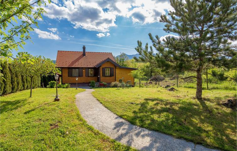 Dom dla 6 osób, z Taras i Sauna oraz Widok na jezioro w Środkowa Chorwacja