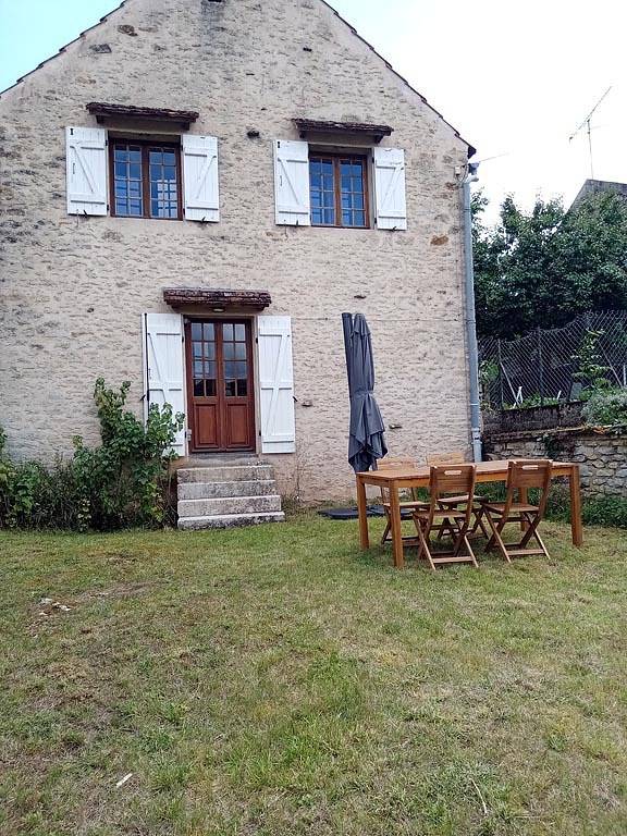 Gîte pour 6 personnes, avec Terrasse et Jardin