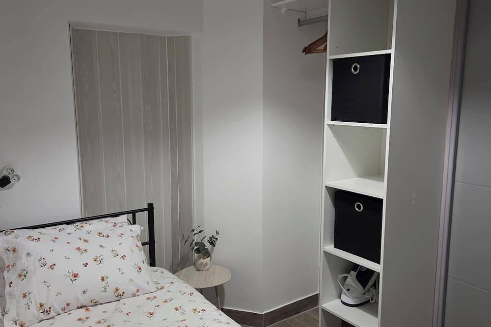 Entire apartment, Bright, well-equipped cocoon in the center of Lagny 10 minutes from Disney free parking in Lagny-sur-Marne, Seine-et-Marne