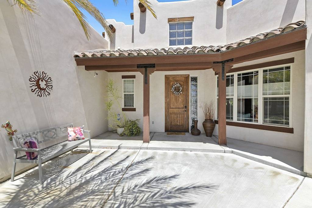 A Beautiful Desert Escape with Everything You Need! in Palm Springs, Coachella Valley