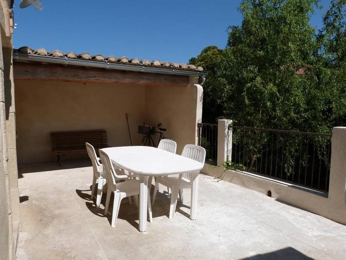Location de vacances pour 5 personnes, avec terrasse à Le Cailar - 2