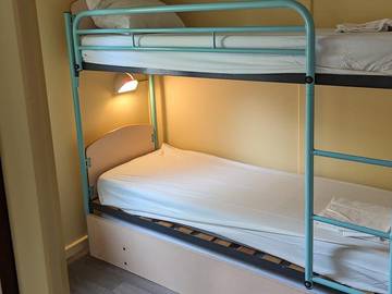 Camping pour 4 Personnes dans Ceilhes-et-Rocozels, Parc naturel régional du Haut-Languedoc, Photo 4