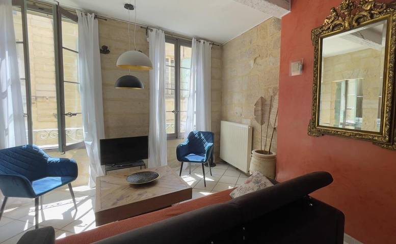 Gîte pour 2 personnes, avec bassin pour enfant dans Place aux Herbes - 3