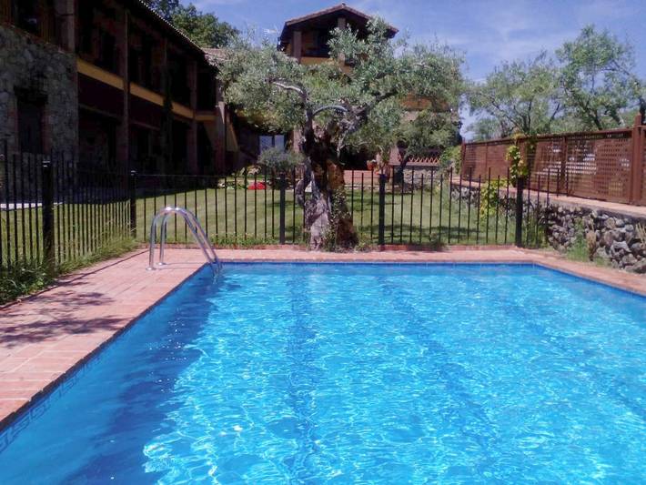 Casa rural para 2 personas, con piscina además de vistas al lago y jardín en La Vera - 4