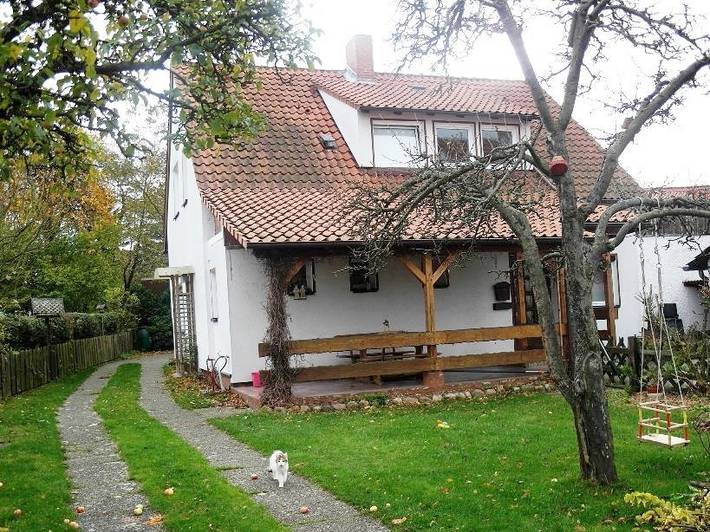 Ferienwohnung für 4 Personen, mit Balkon und Terrasse sowie Garten am Tankumsee