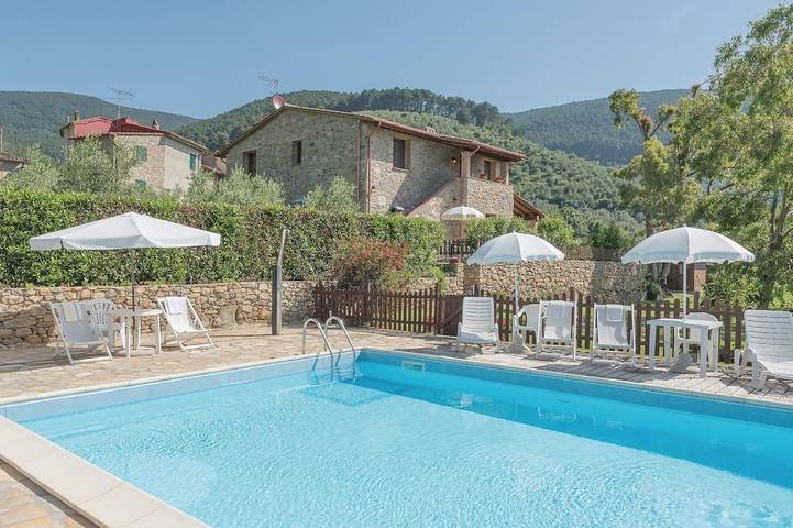 Ferienwohnung für 6 Personen, mit Balkon und Pool - 1