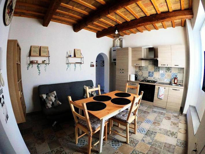 Ferienwohnung für 4 Personen, mit Ausblick und Garten in Fano - 2