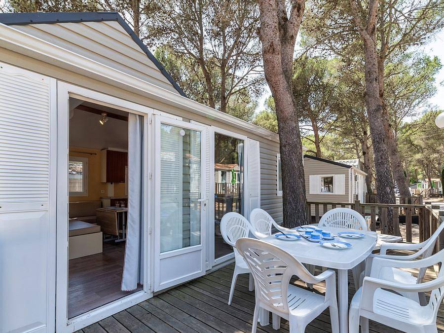 Camping La Chapelle - Mobilhome 6 personas - Classic | 2 Dormitorios | 4/6 Pers | Terraza elevada no cubierta | 1 Baño | Aire acondicionado in La Côte Vermeille, Argelès-sur-Mer