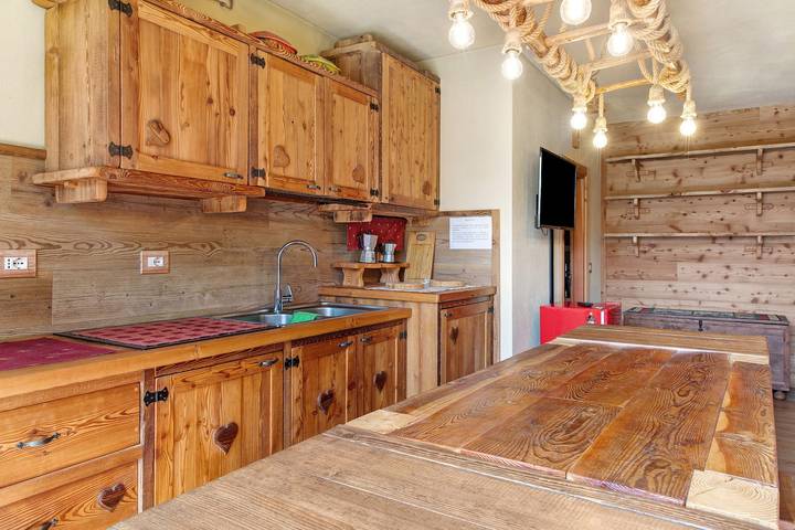 Gîte pour 10 personnes, avec jardin dans Valtellina - 4