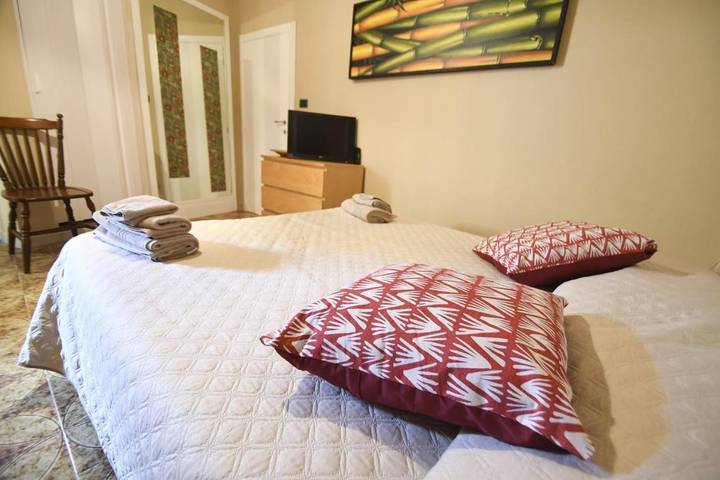 Location de vacances pour 2 personnes, avec terrasse, animaux acceptés à Castelsardo - 2