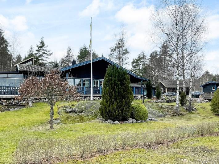 Hus för 5 Personer, med trädgård och terass, barnvänlig i Östergötland