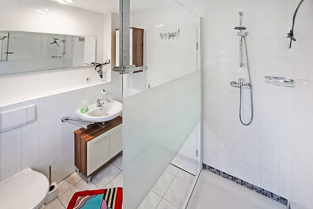 Ganze Wohnung, Ferienwohnung Groß Nemerow in Tollensesee, Groß Nemerow