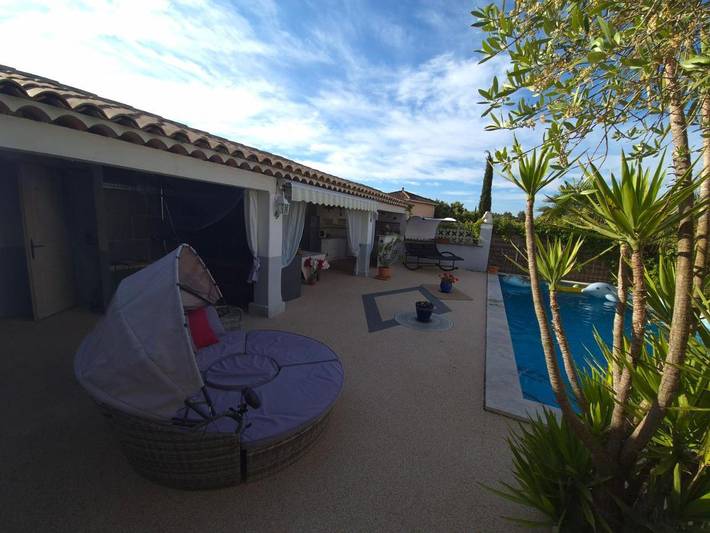Location de vacances pour 6 personnes, avec jardin et piscine à Taradeau - 2
