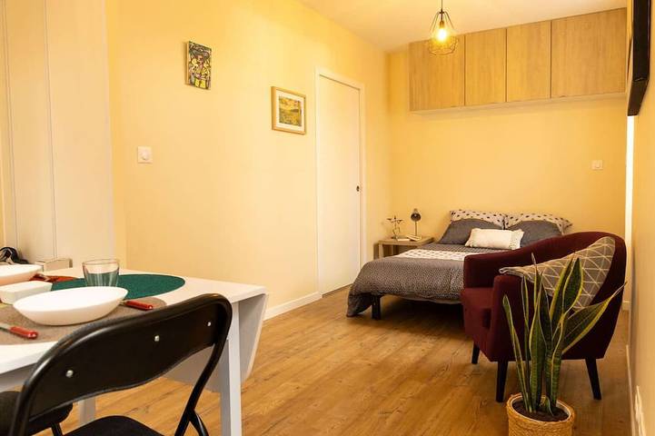 Apartamento entero, Volovicum ★Studio ★Wifi in Volvic, Parque Natural Regional Volcans d'Auvergne