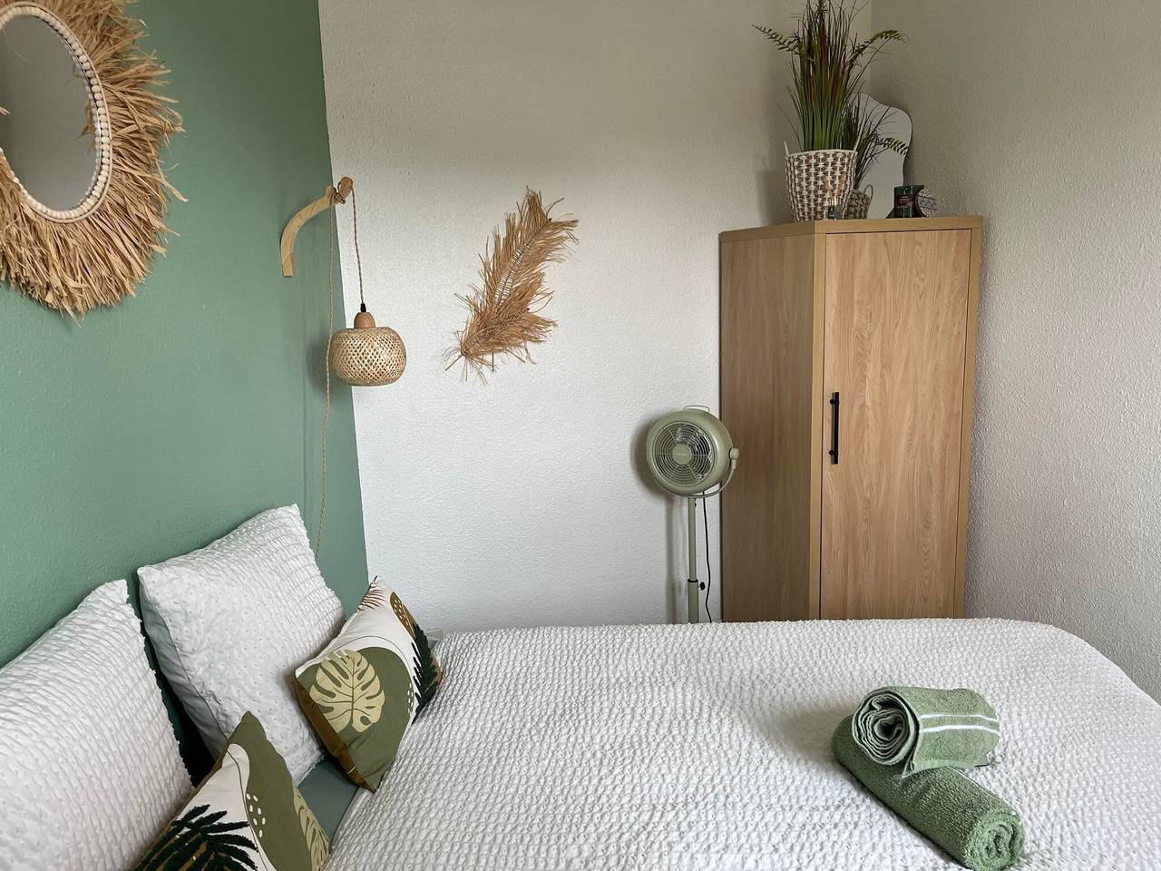 Appartement entier, Appartement 'L'évasion' avec piscine, 80m de la plage in Le Barcarès, Côte d'Améthyste