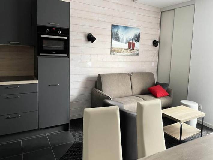Holiday apartment for 6 people, with pool and balcony, with pets - 1