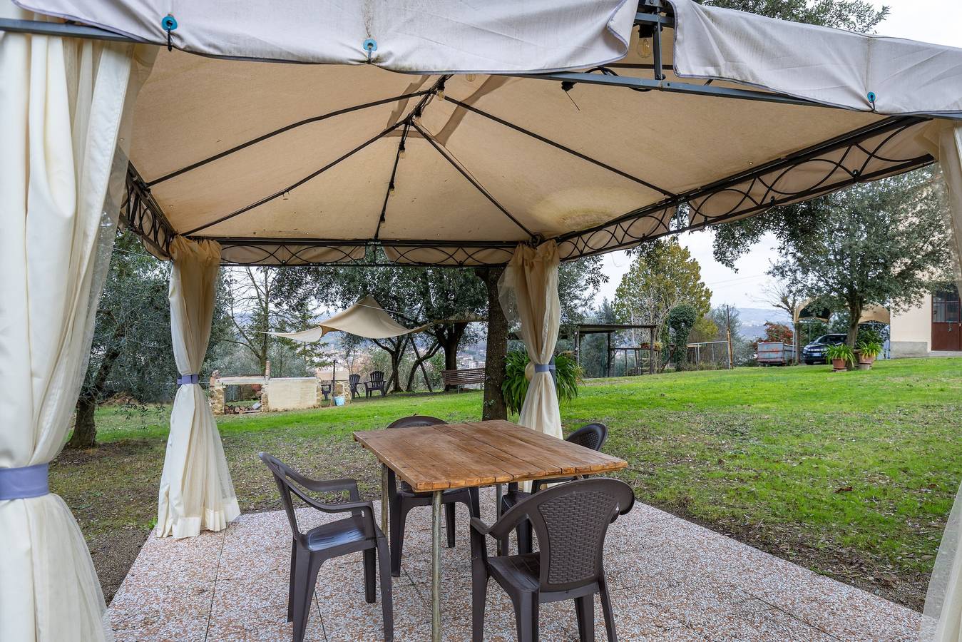 Ganze Wohnung, Ferienwohnung 'Sasso 3' mit Privatterrasse, Wi-Fi und Klimaanlage in San Gimignano, Chianti
