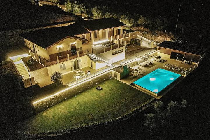 Villa per 16 persone, con idromassaggio e giardino - 1