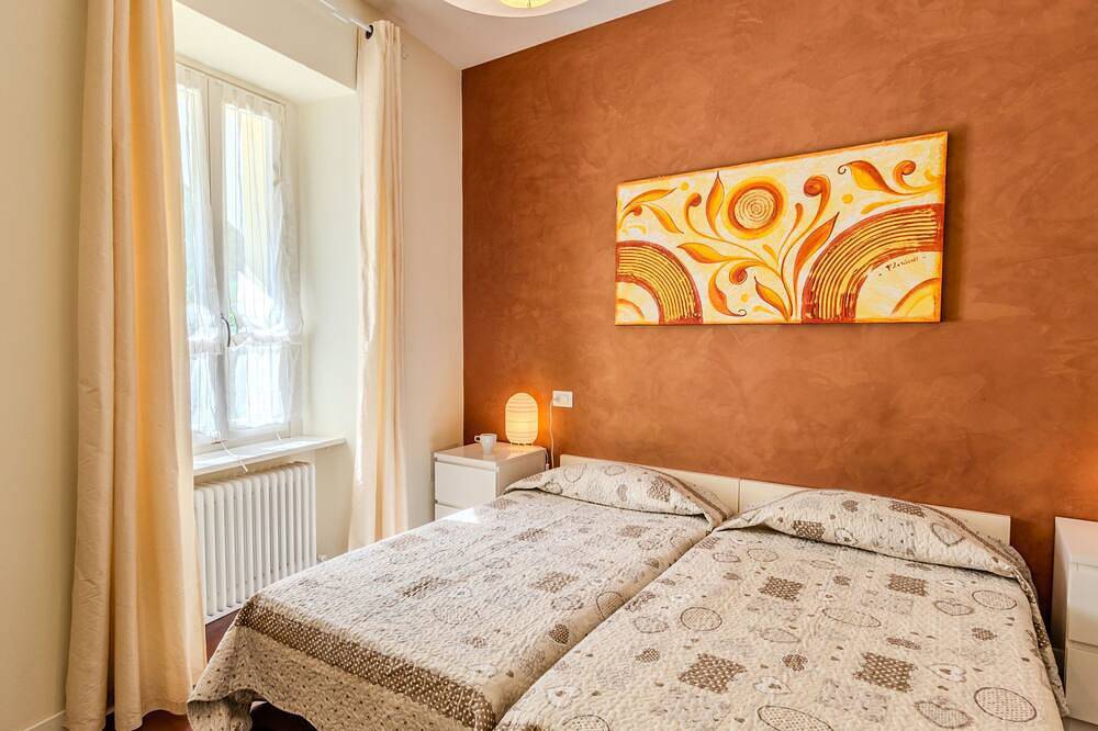 Ganze Wohnung, Ferienwohnung Sole in Osteno, Claino con Osteno