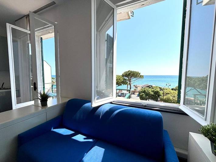 Apartamento para 2 personas, con vistas y balcón, Se admiten mascotas en Noli