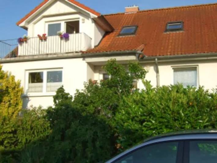 Ferienwohnung für 3 Personen, mit Terrasse und Garten