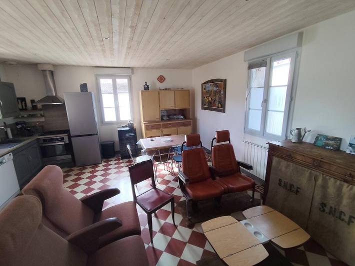 Location de vacances pour 6 personnes, avec jardin et vue, adapté aux familles à Langeac - 2