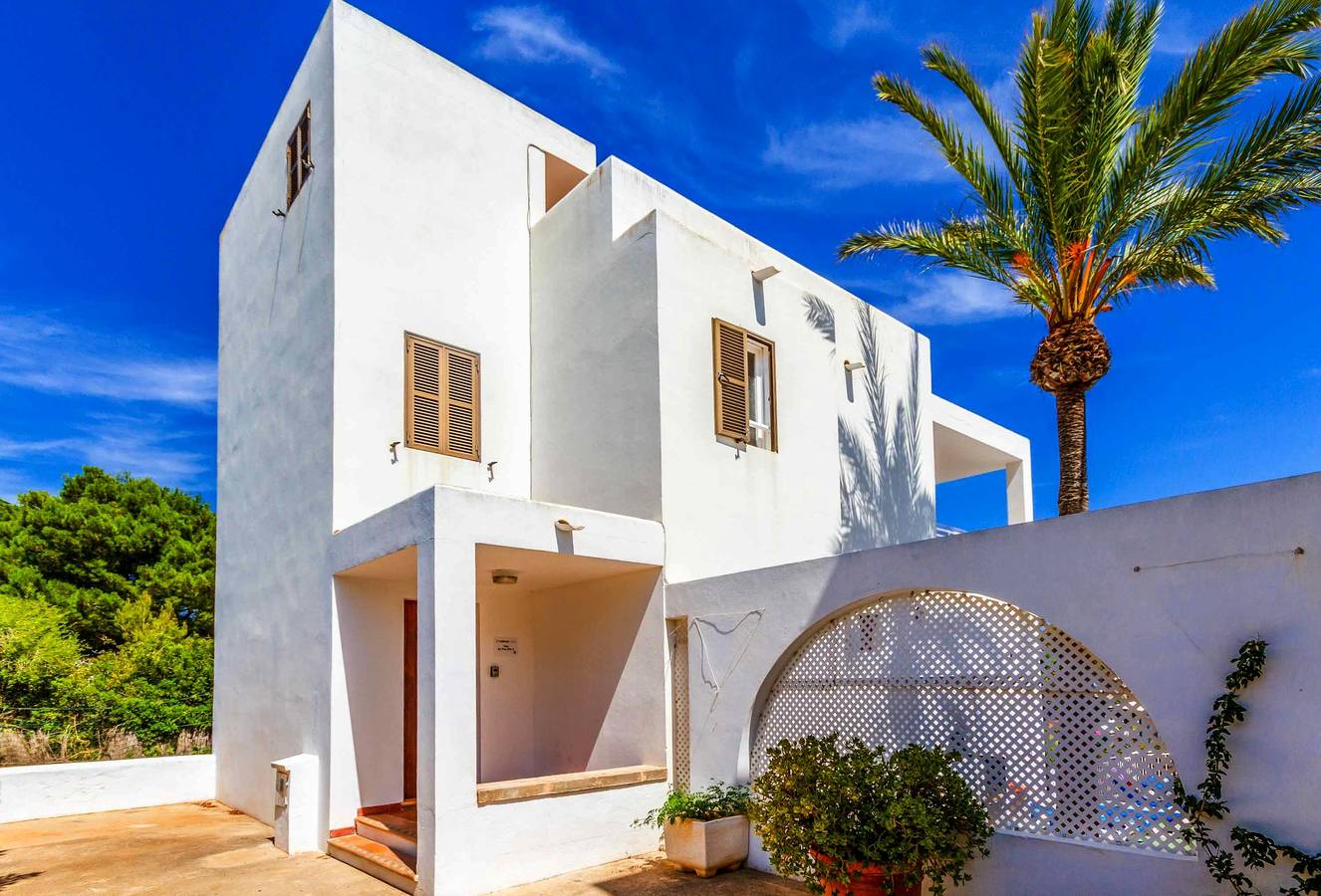 Villa für 10 Personen mit Terrasse in Caló des Pou (Santanyí), Santanyí
