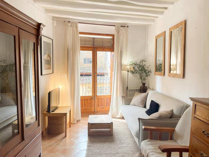 Gîte pour 6 personnes, avec Balcon ainsi que Terrasse et Vue à Bellcaire d'Empordà