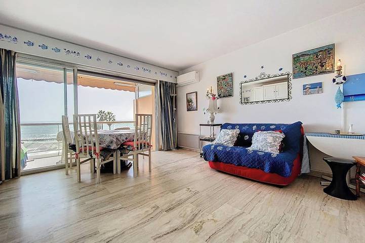 Gîte pour 2 personnes, avec balcon dans Office De Tourisme De Golf Juan - 4