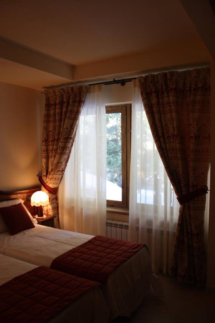 Gîte pour 4 personnes, avec vue et jardin, animaux acceptés à Cesana Torinese - 2