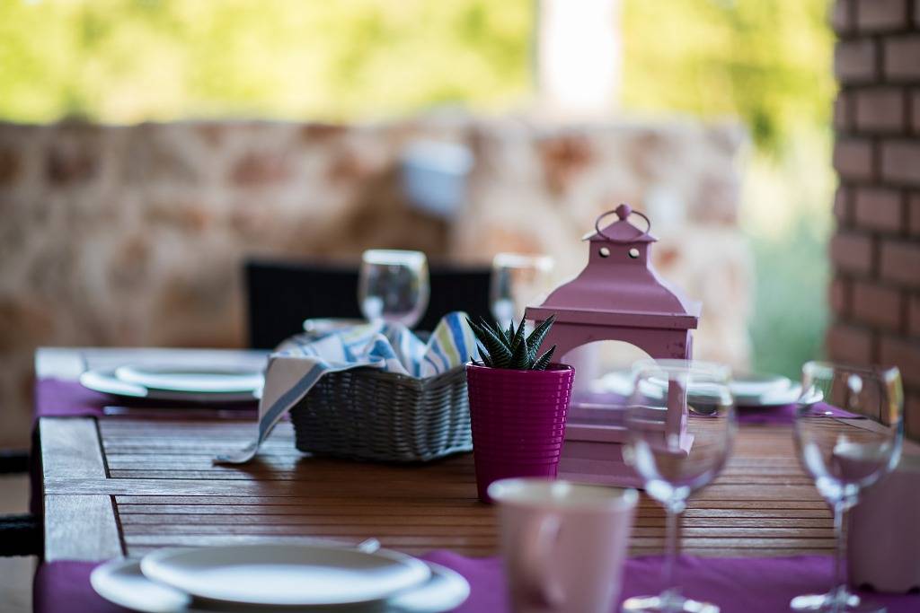Ferienhaus in Vrbnik mit Terrasse, Klimaanlage, W-Lan, Waschmaschine (4770-1) in Risika, Krk