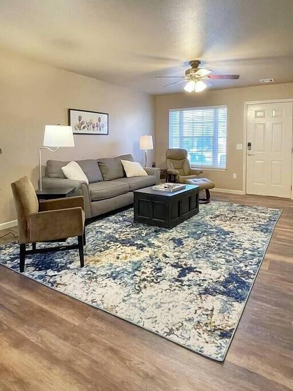 Vacation rental for 6 people, with terrace and yard, with pets in Bentonville