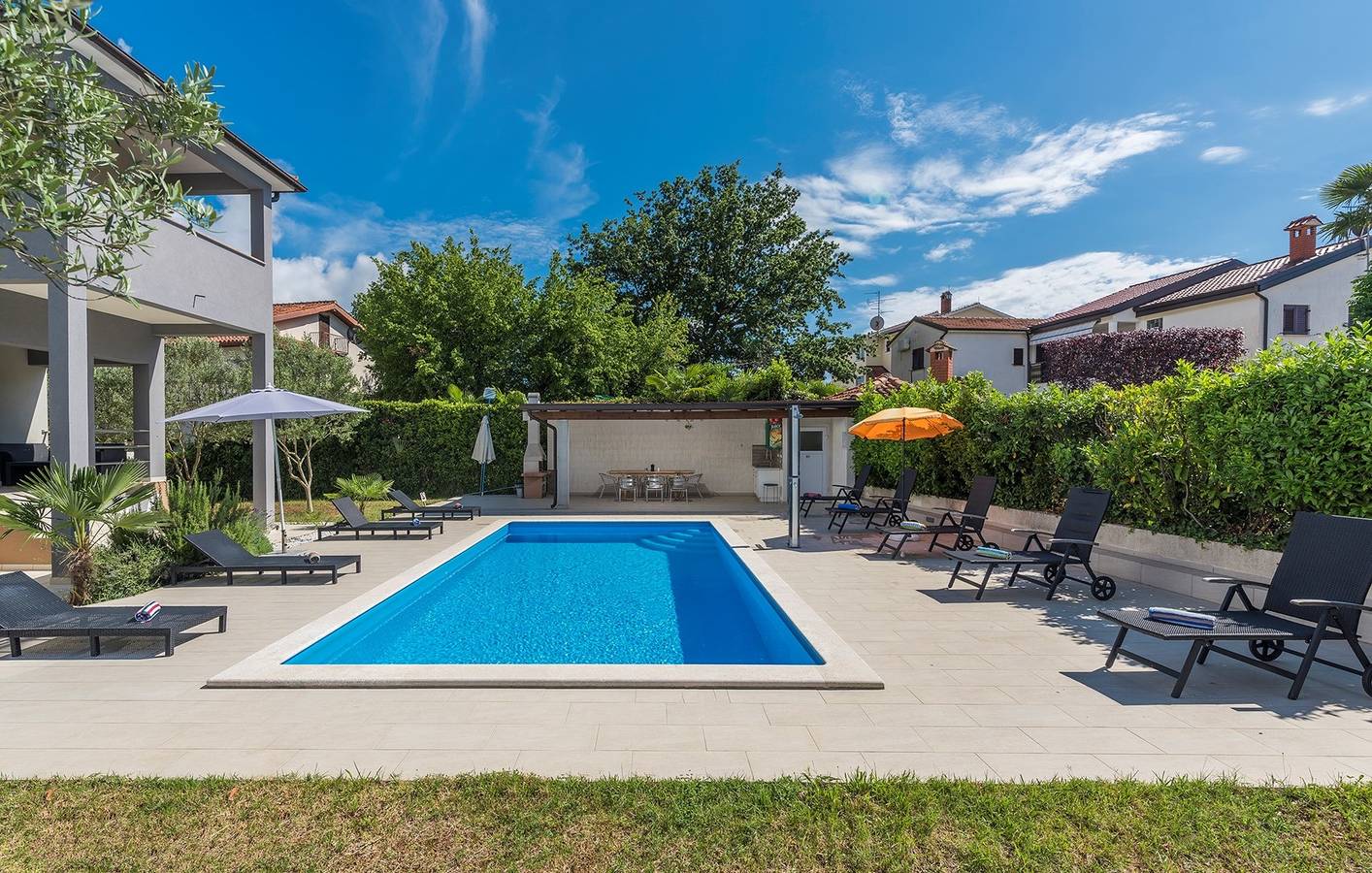 Ganze Wohnung, Ferienwohnung Leko Iii mit gemeinsamen Pool und Garten in Mali Maj, Grad Poreč
