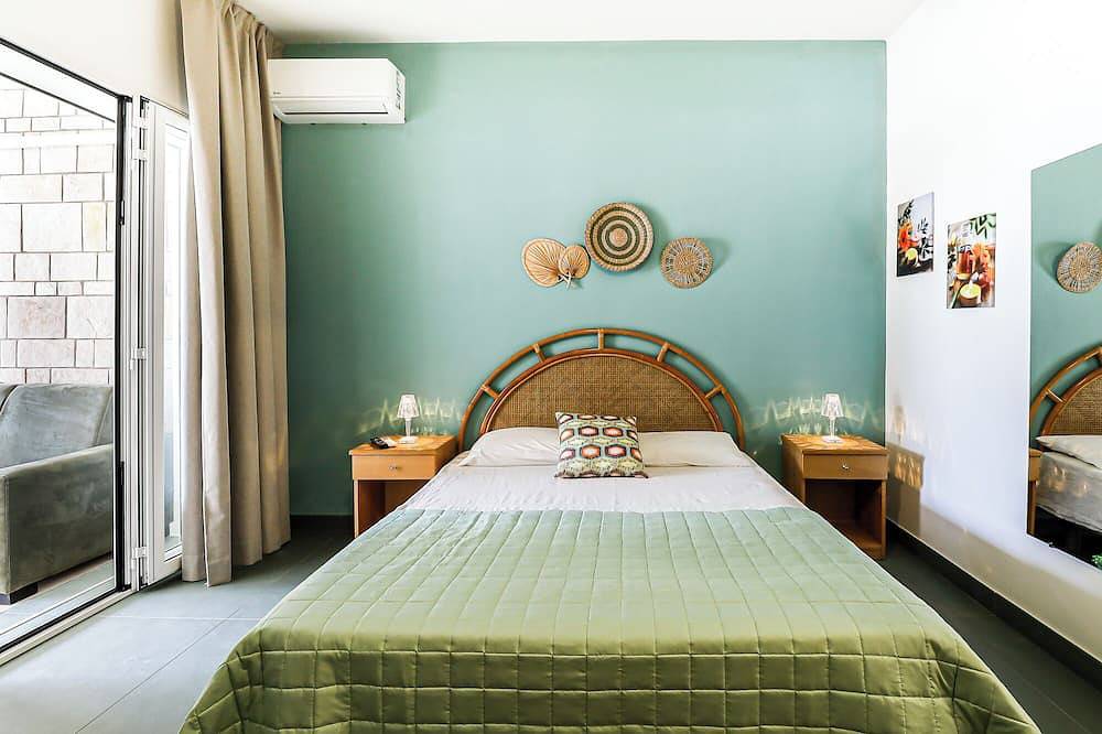 Entire apartment, Tamarè by Casa di Marco in Gallipoli, Gulf of Taranto