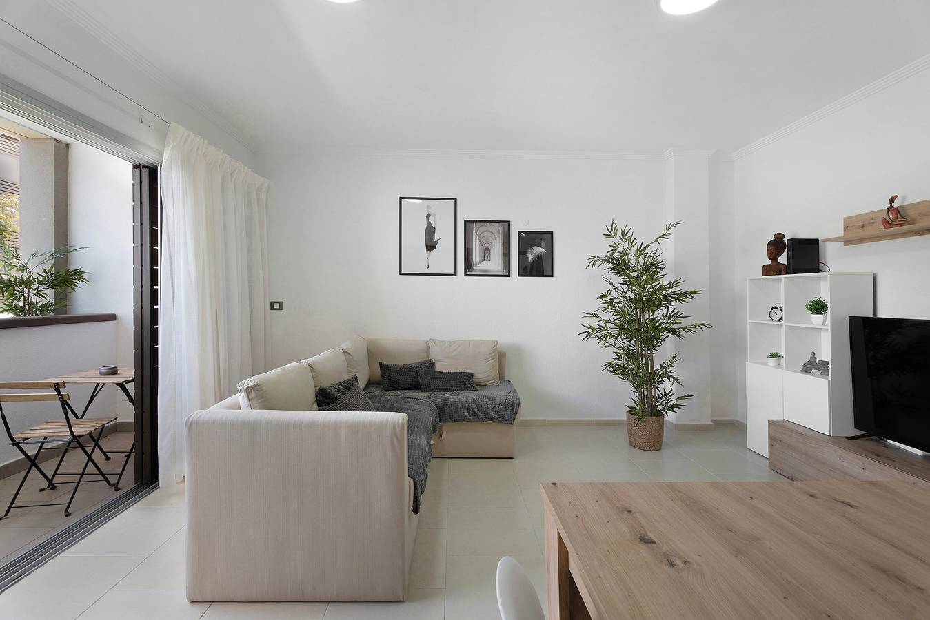 Ganze Wohnung, Ferienwohnung 'Apartamento Opuntia' mit Bergblick, Balkon und Wlan in Los Frontones, La Orotava