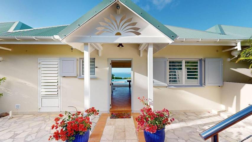 Villa pour 4 personnes, avec vue ainsi que piscine et jardin, animaux acceptés dans Saint-Barthélemy