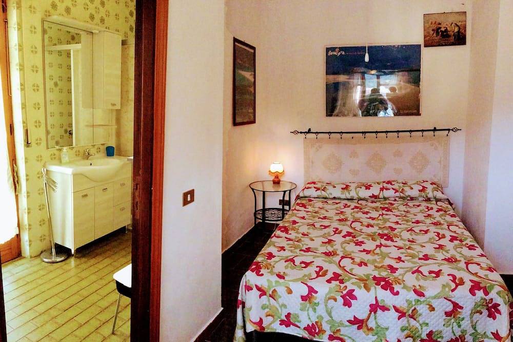 Entire apartment, Apartment/ flat - Teulada in Teulada, Cagliari Province