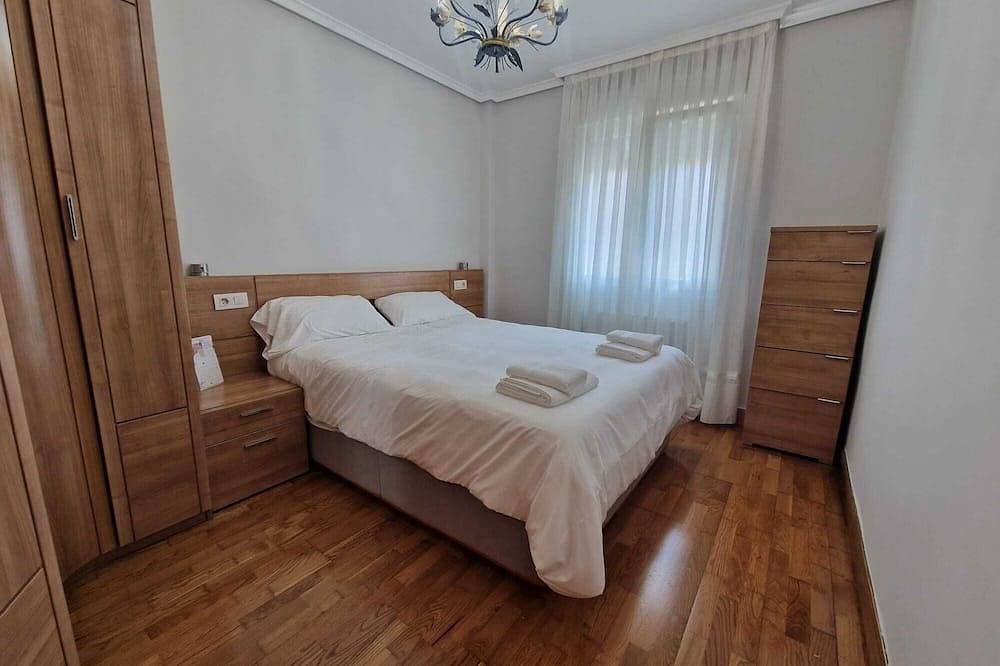 Entire apartment, Cozy and Quiet Family Apartment in Getxo in Getxo, Basque Coast (Spain)