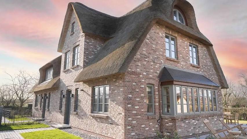 Ferienhaus für 5 Personen, mit Garten und Sauna sowie Terrasse, mit Haustier in Alkersum