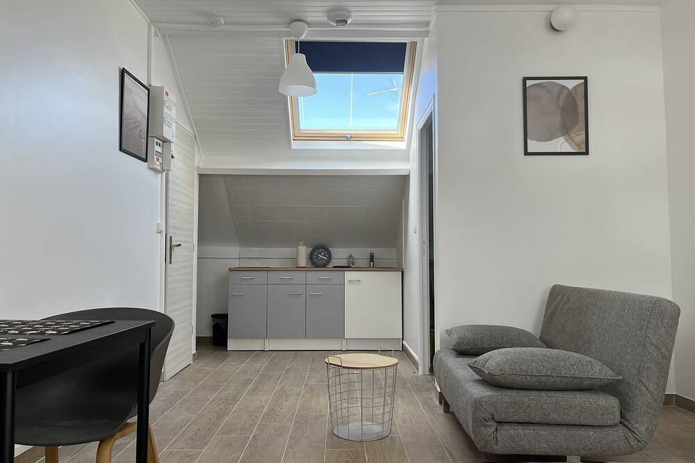 Apartamento entero, Studio Tout Confort Proche Charles de Gaulle, Le Bourget, Villepinte in Le Blanc-Mesnil, Sena-Saint Denis
