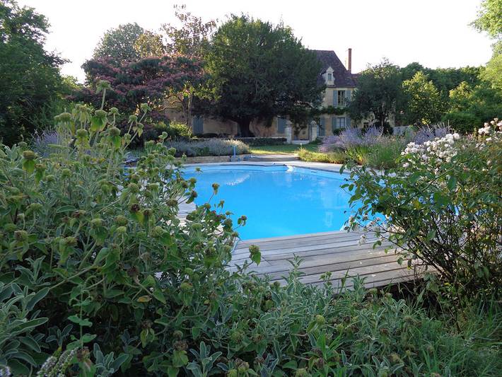 Gîte pour 3 personnes, avec piscine ainsi que terrasse et jardin à Cénac-et-Saint-Julien - 3