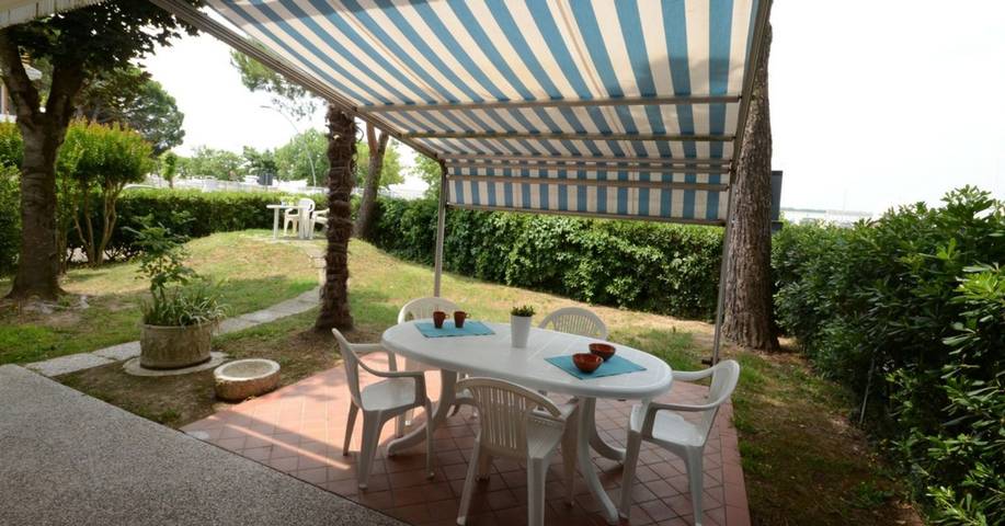 Villa pour 6 personnes, avec jardin et vue à Bibione