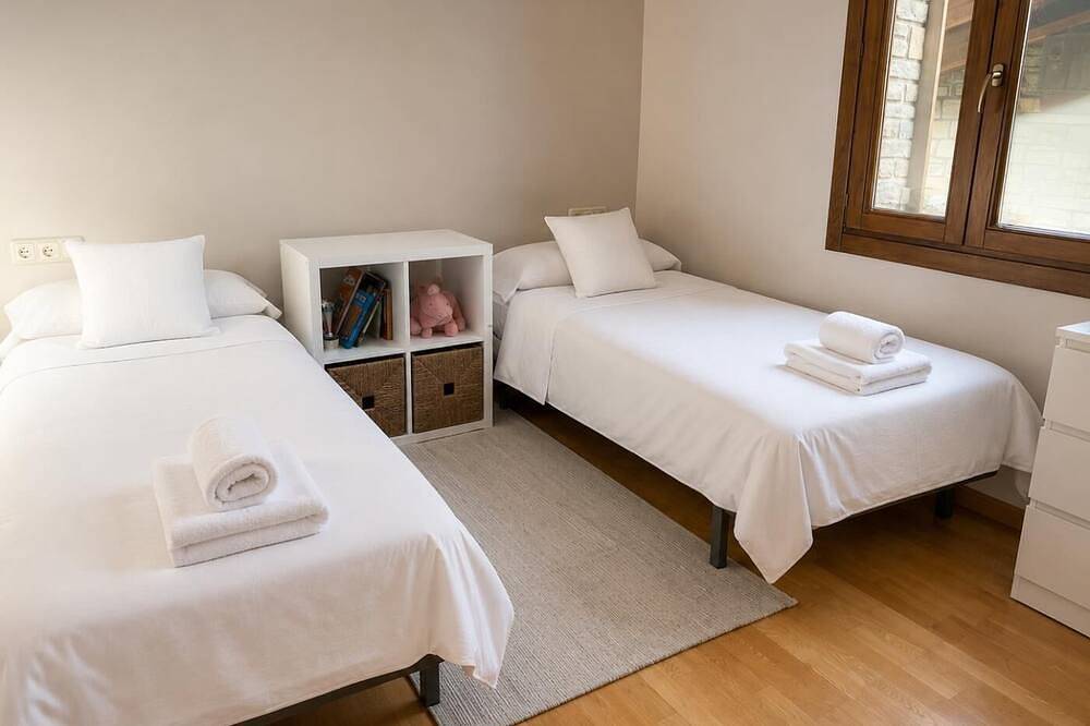Maison 4 ch. Poêle à Granulés, Jardin Privé et Garage in Martinet de Cerdanya, Montellà i Martinet