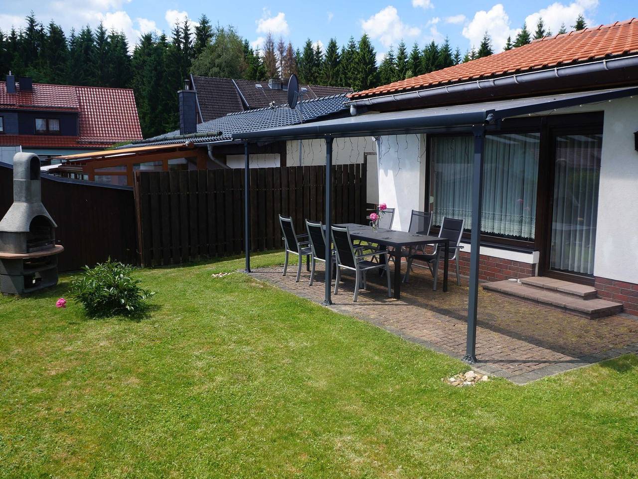 Ganze Ferienwohnung, Ferienhaus am Wald - Einzelstandort mit Wallbox - Ferienhaus Anders in Hasselfelde, Harzvorland