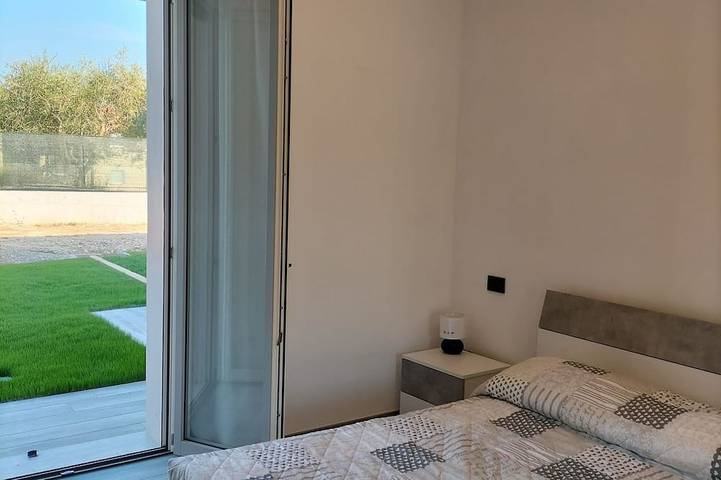 Villa für 5 Personen, mit Terrasse und Garten am Gardasee - 2