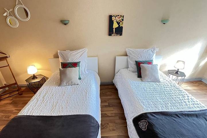 Appartement entier, Gite géranium situé à Eguisheim avec parking privé, 10km de Colmar in Eguisheim, Parc naturel régional des Ballons des Vosges
