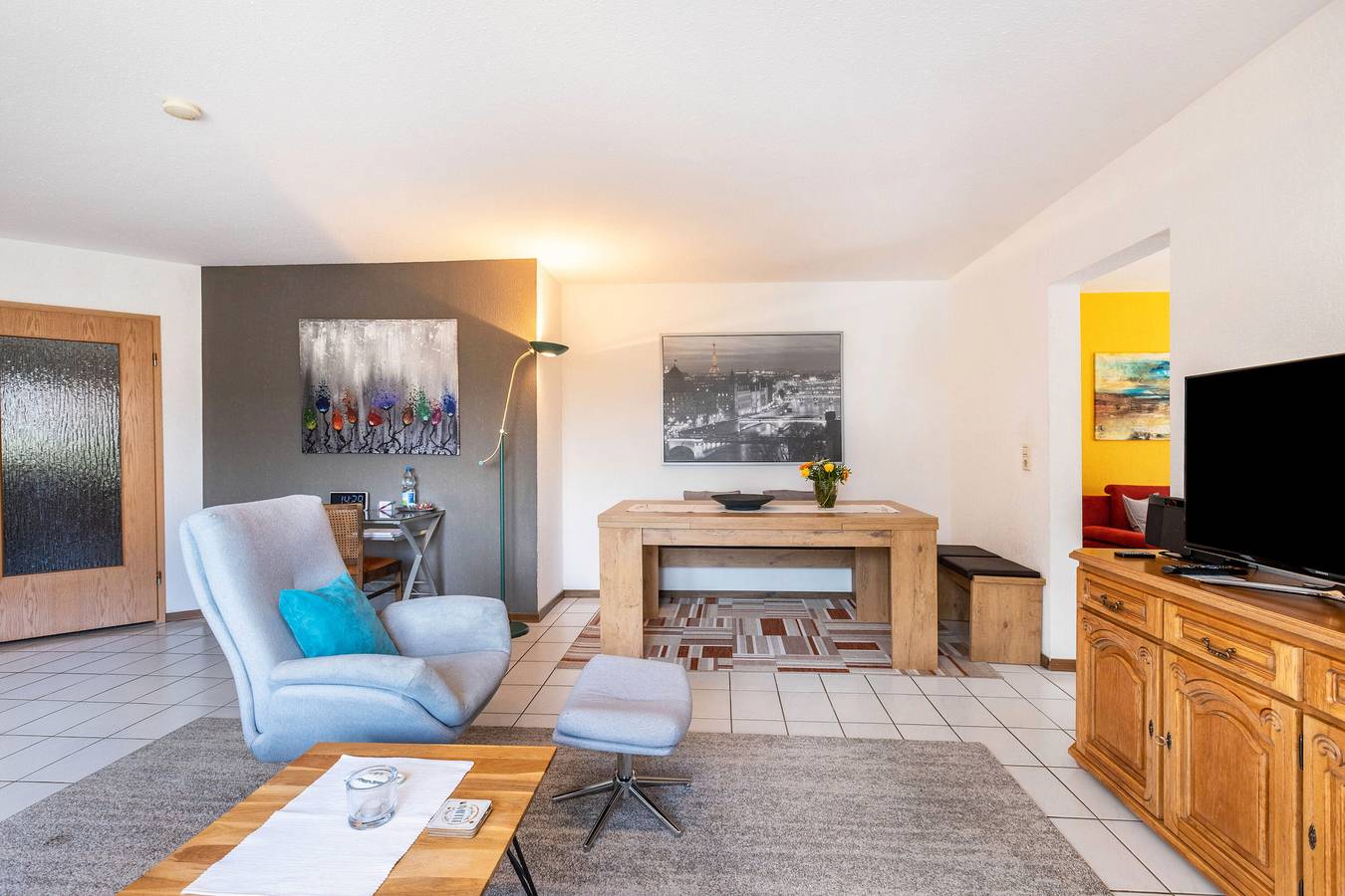 Ganze Wohnung, Apartment 'Rieth' mit Bergblick, privater Terrasse und Wlan in Dürbheim, Naturpark Obere Donau
