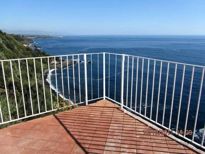 Location de vacances pour 3 personnes, avec terrasse à Acireale - 4