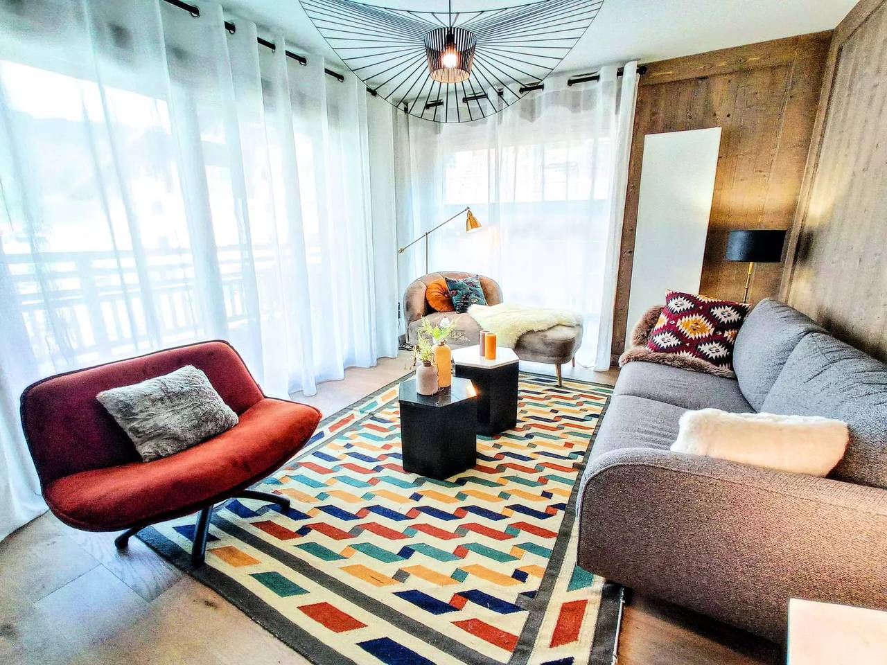 Appartement entier,  Appartement avec double balcon au coeur du village in Les Gets, Les Portes du Soleil
